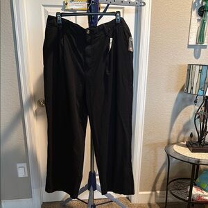 LC Lauren Conrad NWT Black Wide Leg Pants High Waist. Size 16